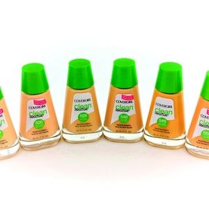 CREAMY NATURAL 520 COVERGIRL. Clean Sensitive Skin